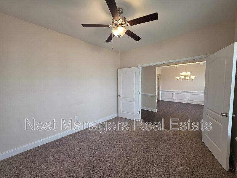 2418 Cedar Ridge Ct - Photo 4 of 36