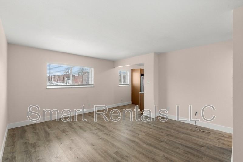 3021 Pestalozzi St - Photo 5 of 20