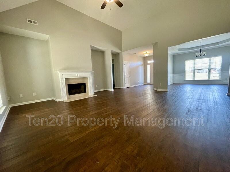 28 White Pine Way - Photo 3 of 12