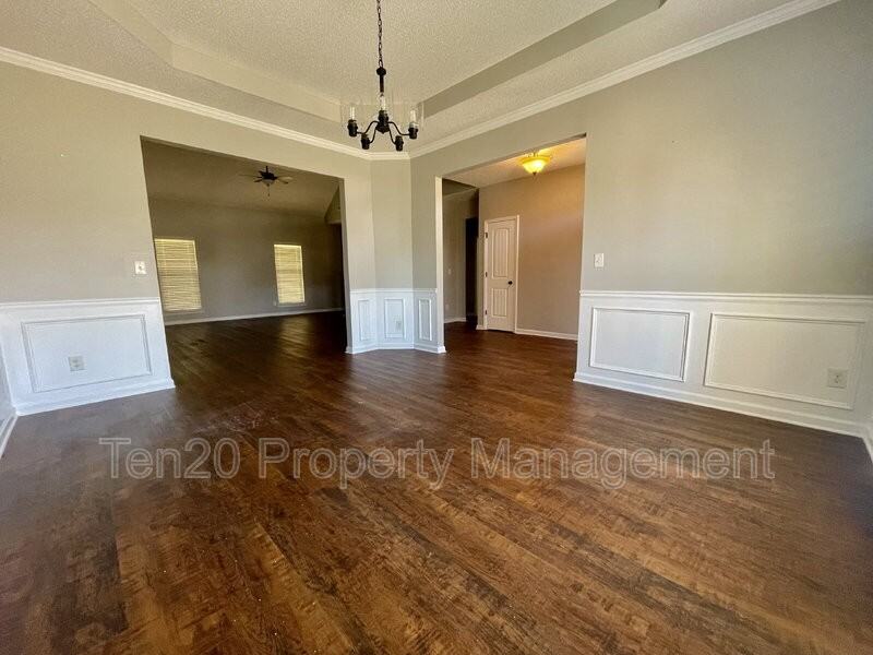 28 White Pine Way - Photo 5 of 12