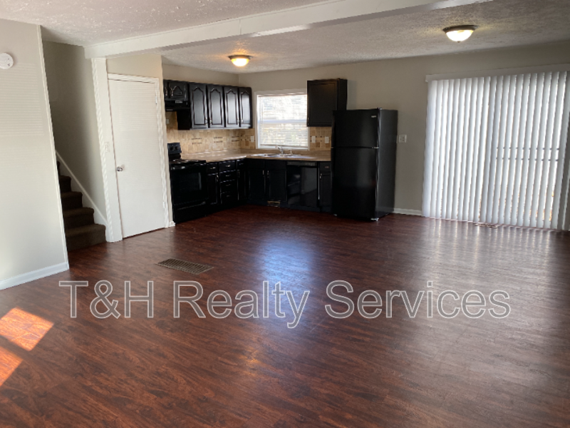 8124 Crousore Rd - Photo 4 of 20