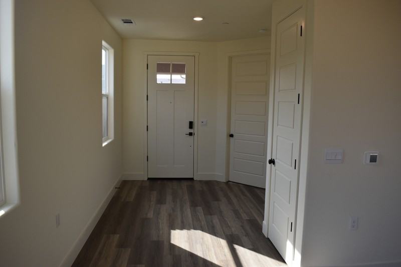 4649 Jema Way - Photo 6 of 44