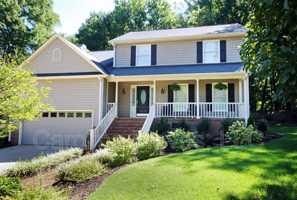 featured image of 6 Briton Ct