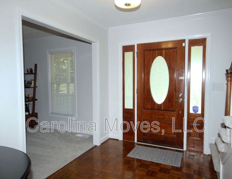6 Briton Ct - Photo 4 of 24