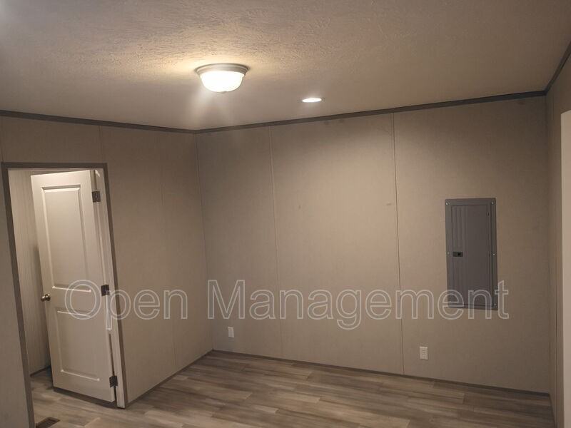 7534 E Us Hwy - Photo 7 of 10