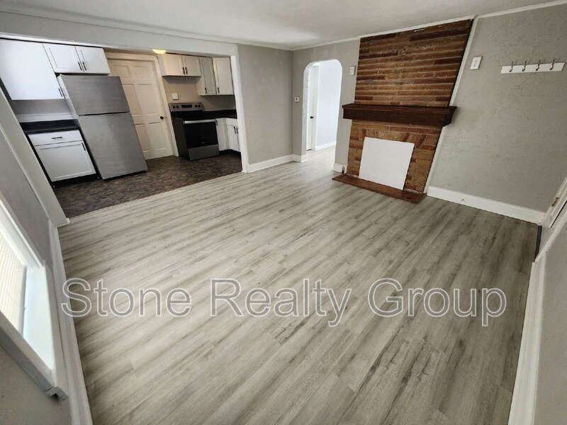 2935 Harrison Ave - Photo 2 of 10