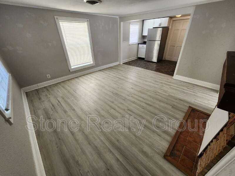 2935 Harrison Ave - Photo 3 of 10