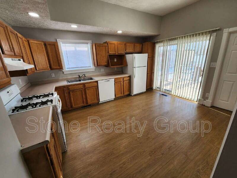 1217 S 17th St - Photo 5 of 13