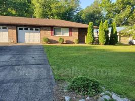 featured image of 3877 E Beulah Ave