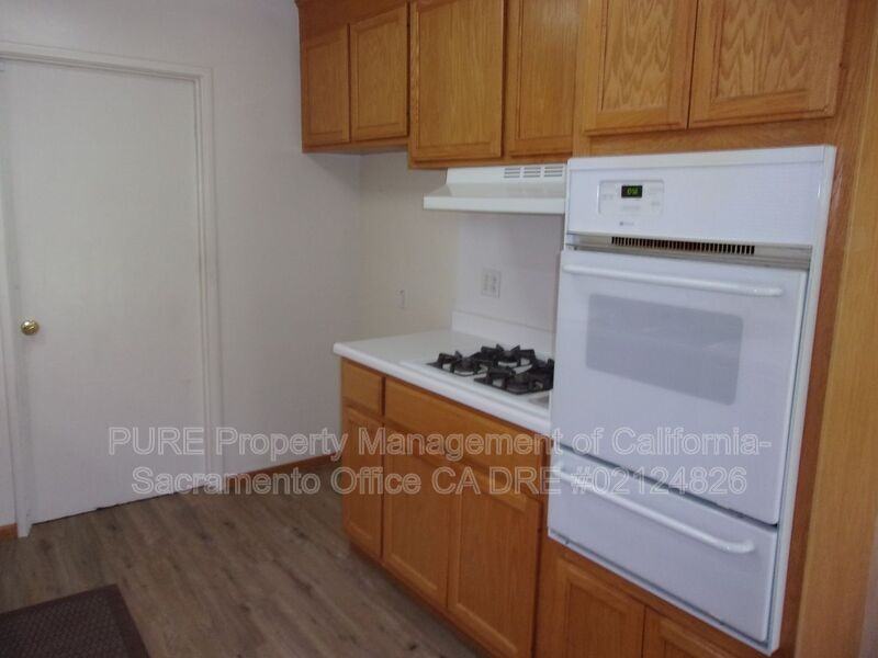 3500 65th St - Photo 4 of 22