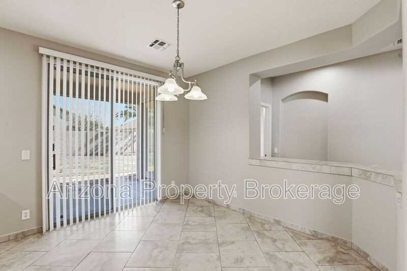 8717 N 58th Ln - Photo 7 of 28