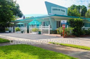 featured image of 206 9th Ave N #9