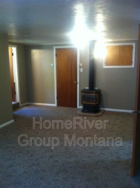 705 Minnesota Ave #C - Photo 4 of 10