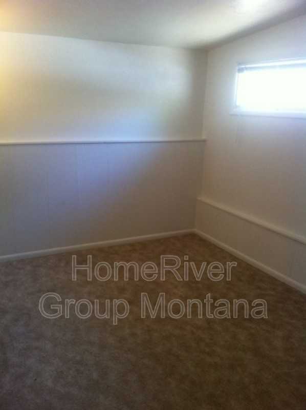 705 Minnesota Ave #C - Photo 5 of 10