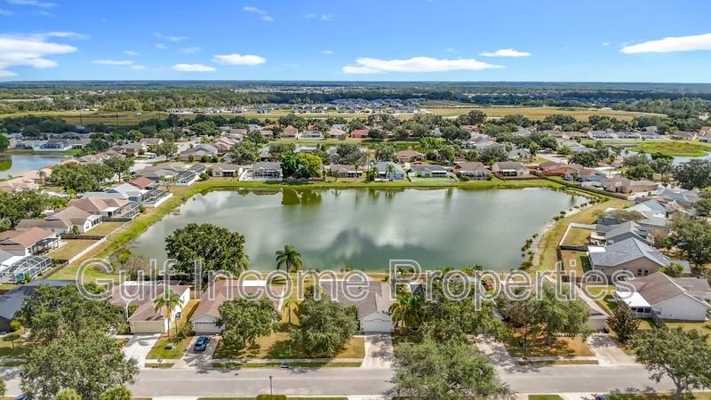 4218 Berkeley Dr - Photo 3 of 50