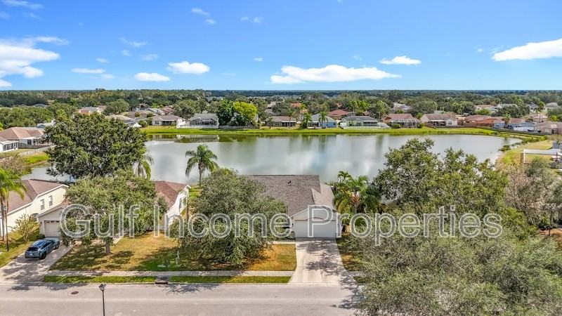 4218 Berkeley Dr - Photo 4 of 50