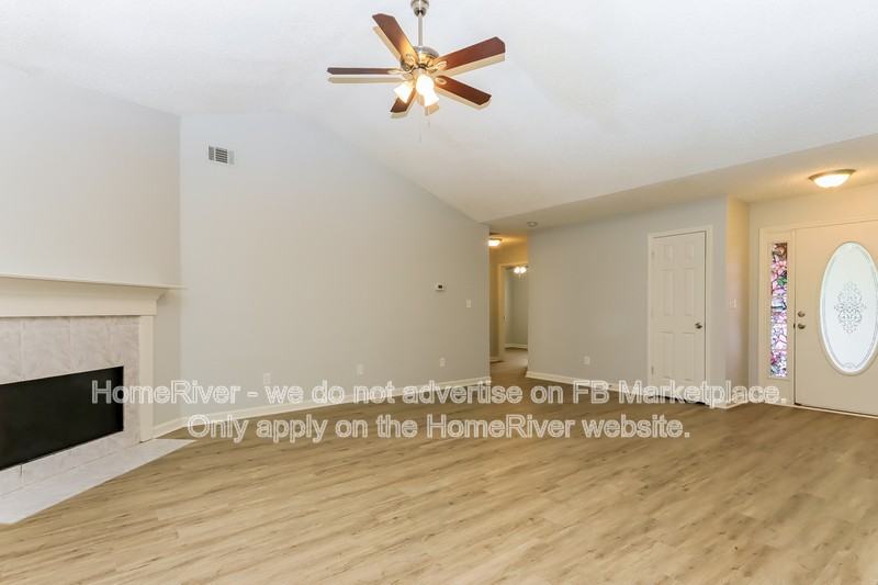 615 Fieldcrest Dr - Photo 5 of 19