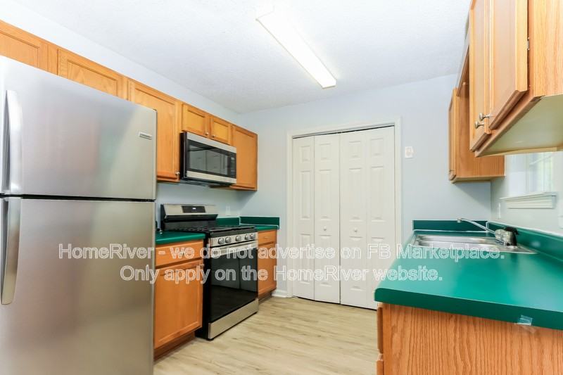 615 Fieldcrest Dr - Photo 7 of 19