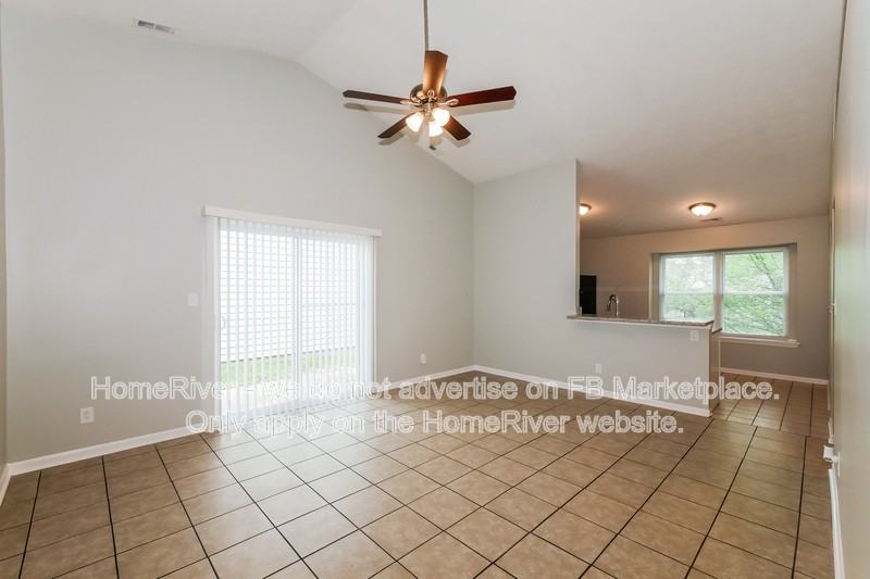 4919 Wisteria Dr - Photo 4 of 19