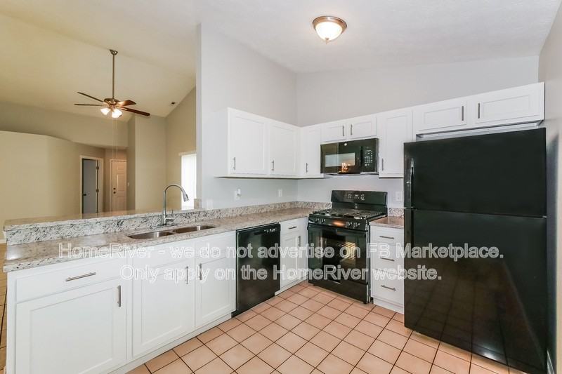 4919 Wisteria Dr - Photo 7 of 19