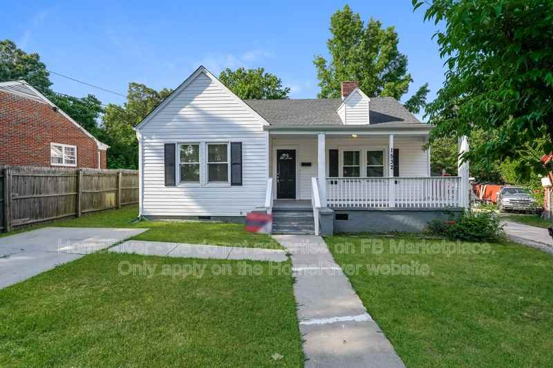 1532 Gorrell St - Photo 2 of 20