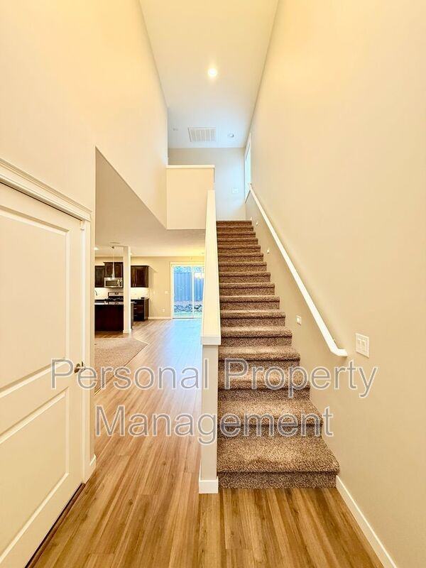 4501 Ne 91st Way - Photo 2 of 28