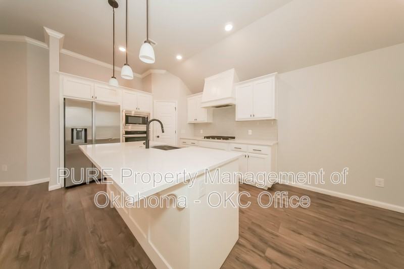 19705 Bolton Rd - Photo 7 of 22