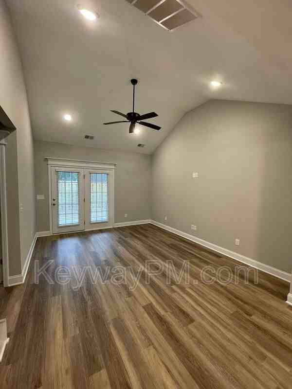 2051 Denmark Ave Se - Photo 7 of 18