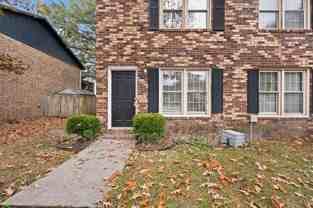 28 Crosscreek Dr #D - Photo 1 of 1