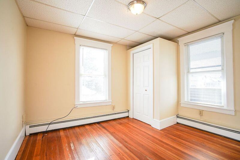 15 Casimir St #3 - Photo 4 of 13