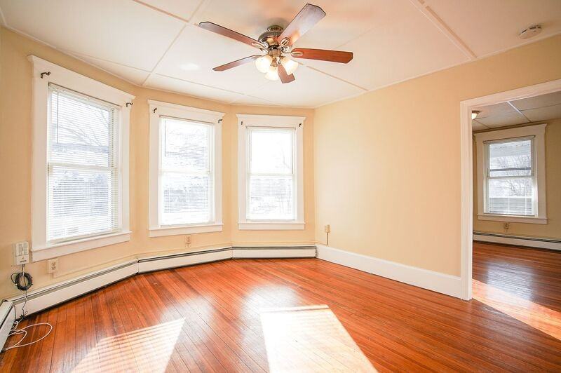 15 Casimir St #3 - Photo 5 of 13