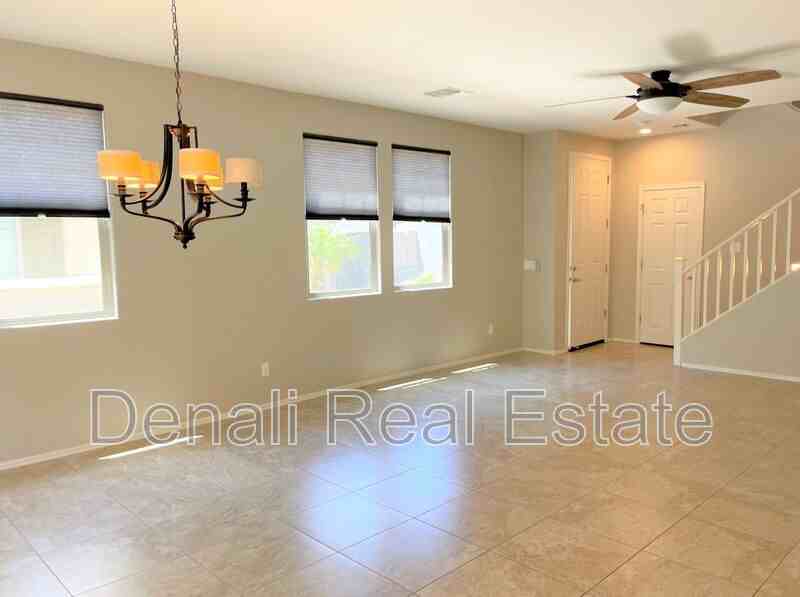 441 N Ranger Trl - Photo 4 of 21