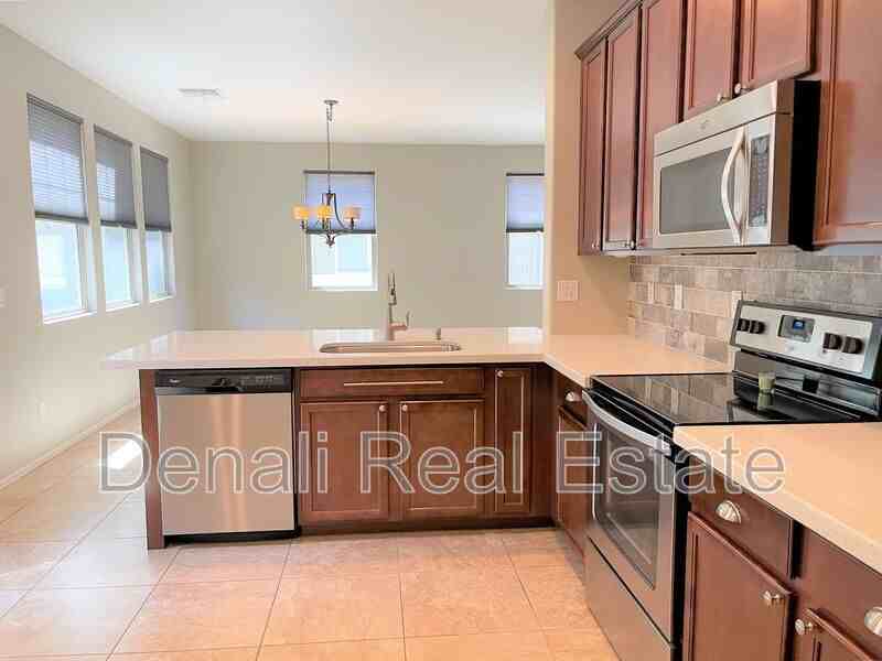 441 N Ranger Trl - Photo 6 of 21