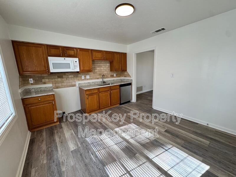 6428 Luna Dr #6428LUNADR - Photo 4 of 21