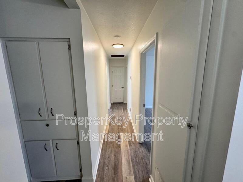 6428 Luna Dr #6428LUNADR - Photo 7 of 21