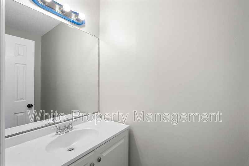 309 Union Ave #A - Photo 6 of 22