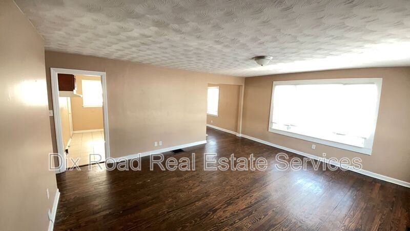 344 W Parkwood Dr - Photo 5 of 14