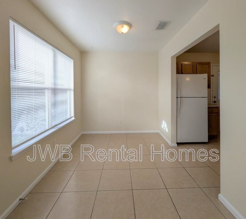 95 Dudley St #B - Photo 5 of 16