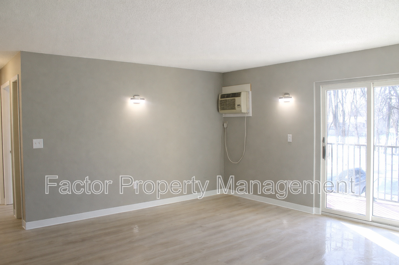 418 Allan Ave #5 - Photo 5 of 14