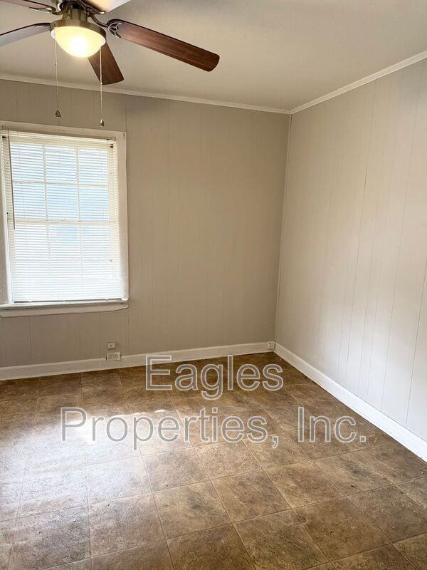 411 Beale St - Photo 7 of 12