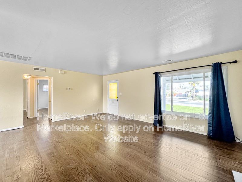 7300 East Pkwy - Photo 3 of 21