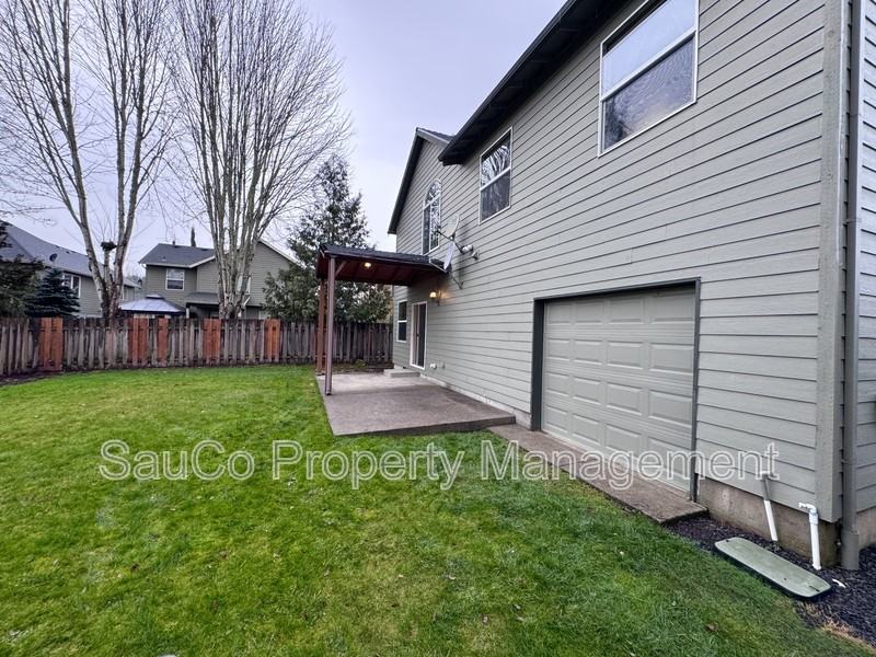 1218 34th Pl - Photo 2 of 35