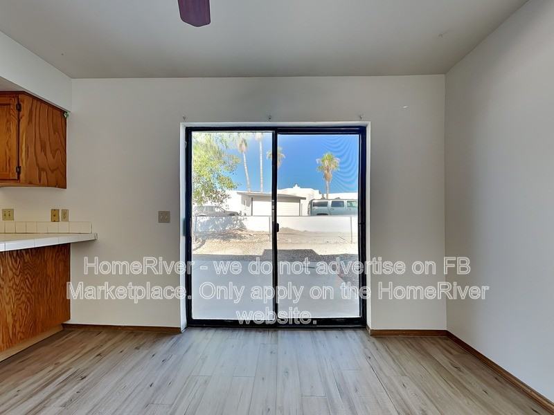 647 Aloha Dr - Photo 6 of 17