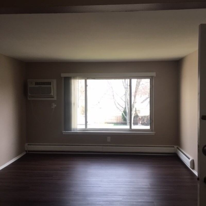 10000 W 9 Mile Rd - Photo 6 of 15