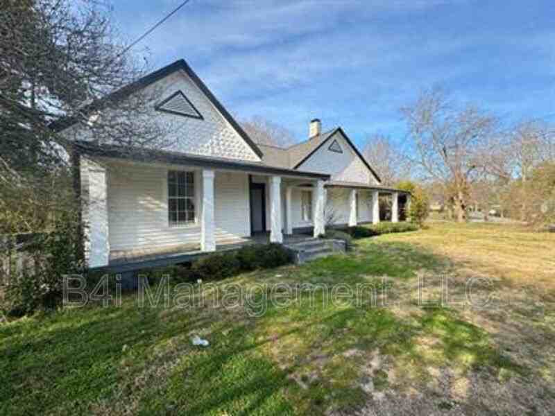 306 Veazey St - Photo 2 of 21