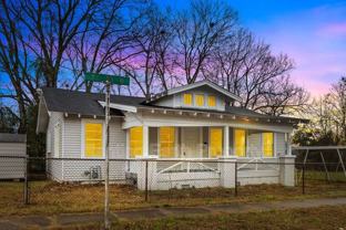 617 7th St W - Photo 1 of 1