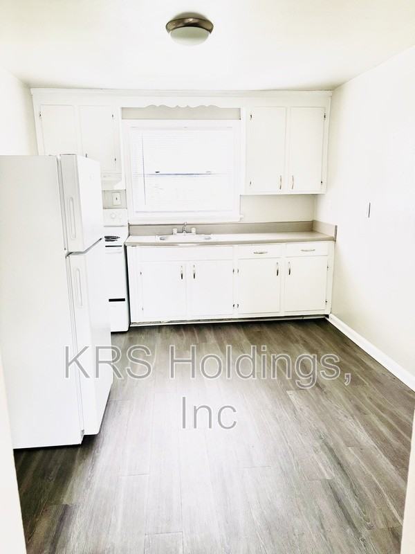 5423 Remuda Dr - Photo 2 of 6