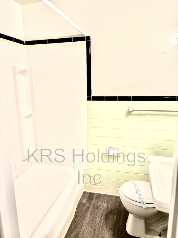 5423 Remuda Dr - Photo 4 of 6