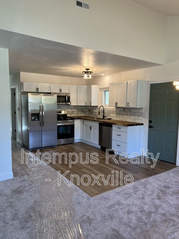 1712 Vada Cir - Photo 6 of 25