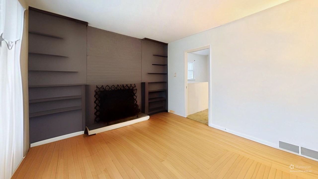 29 East Ter - Photo 2 of 23